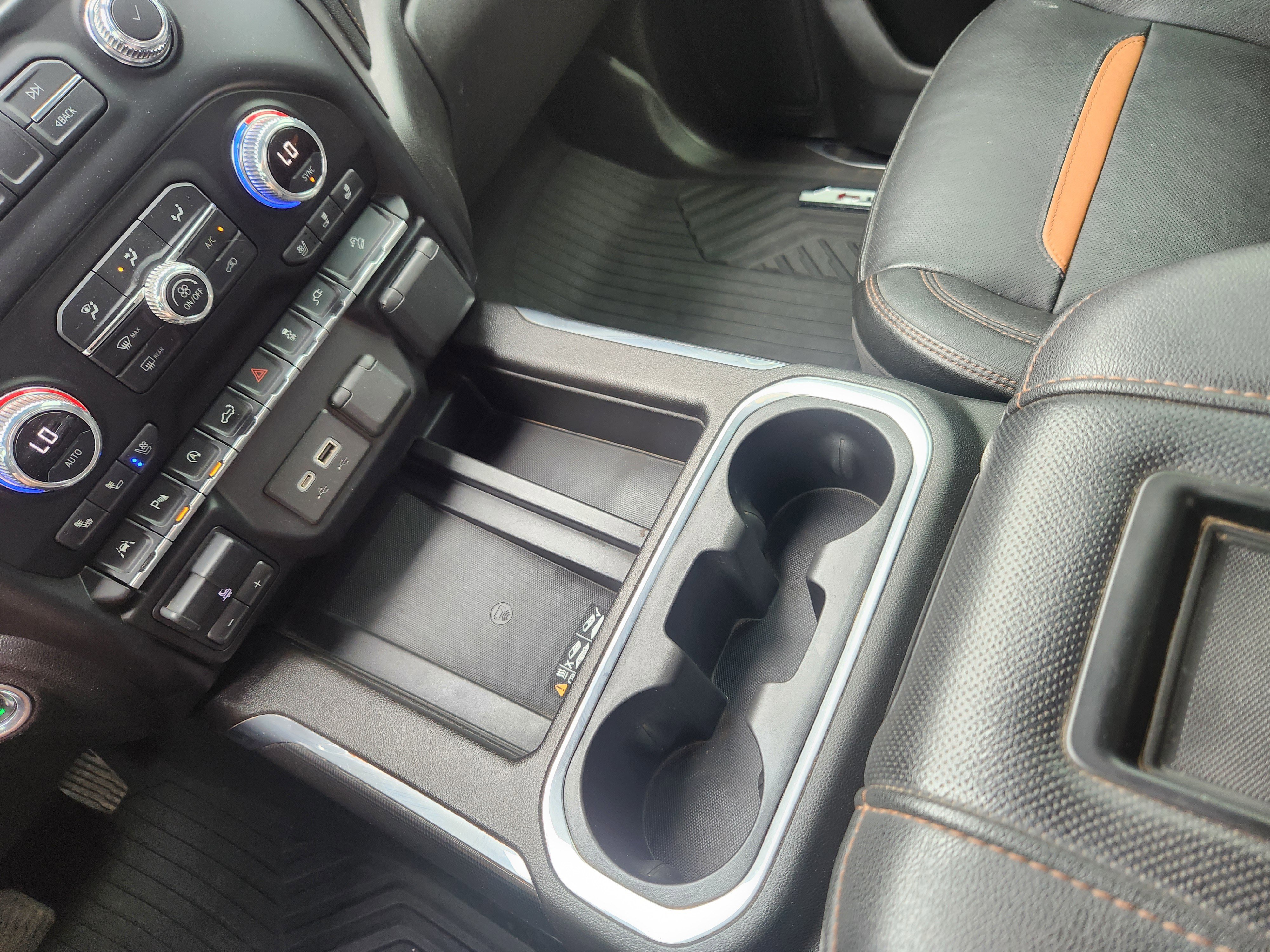 Used 2021 GMC Sierra 1500 AT4 w/ AT4 Value Package AWD/4WD image 17