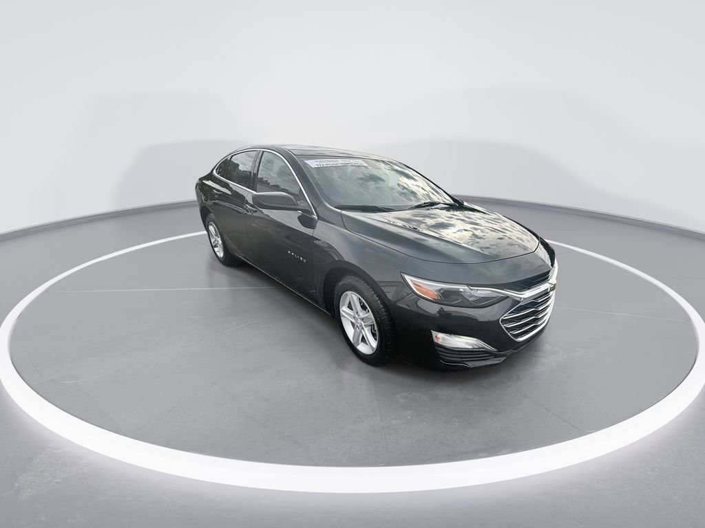 Used 2024 Chevrolet Malibu LS FWD image 2