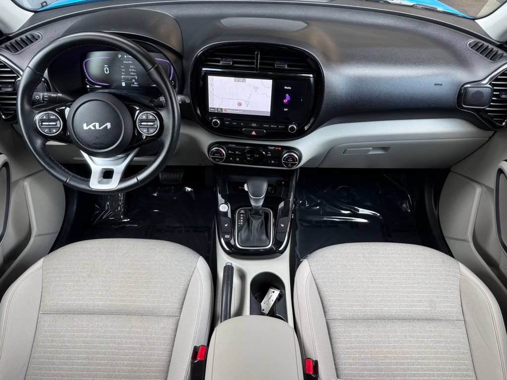 Used 2023 Kia Soul EX FWD image 26
