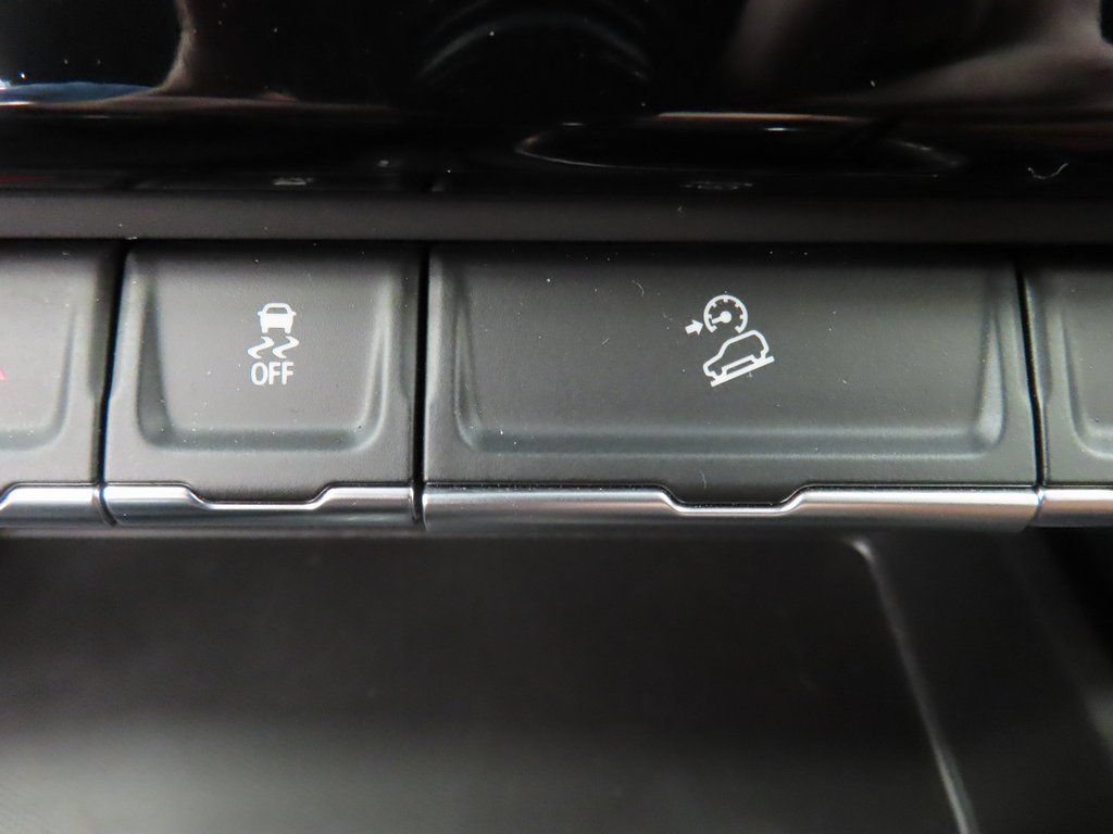 Used 2025 GMC Sierra 1500 Denali Ultimate AWD/4WD image 70