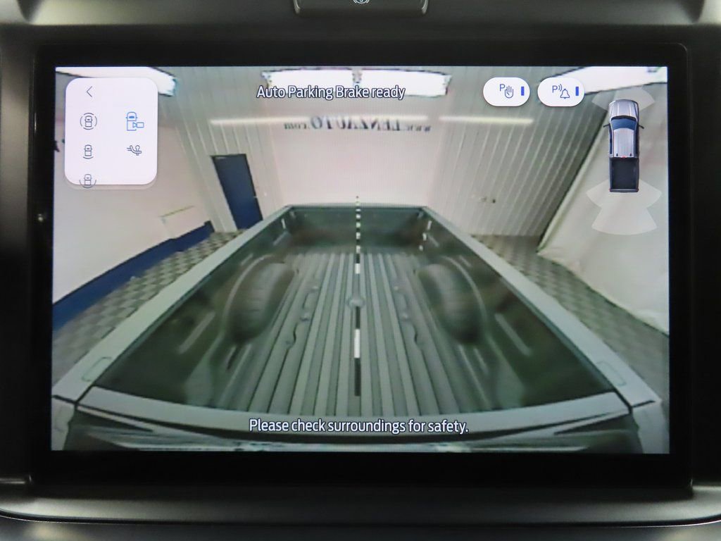 Used 2025 Ford F350 Platinum AWD/4WD image 22