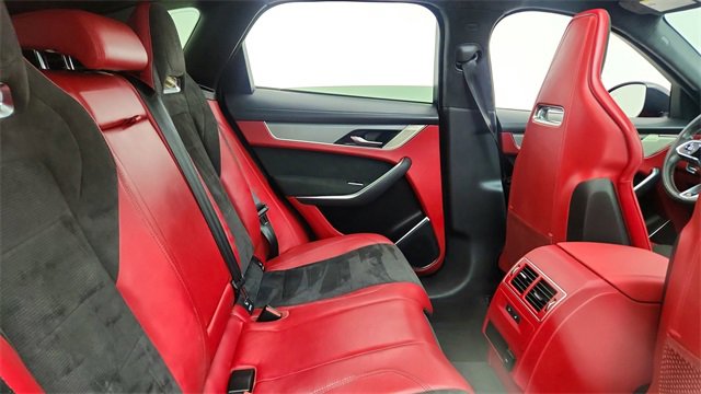 Used 2022 Jaguar F-PACE SVR image 25