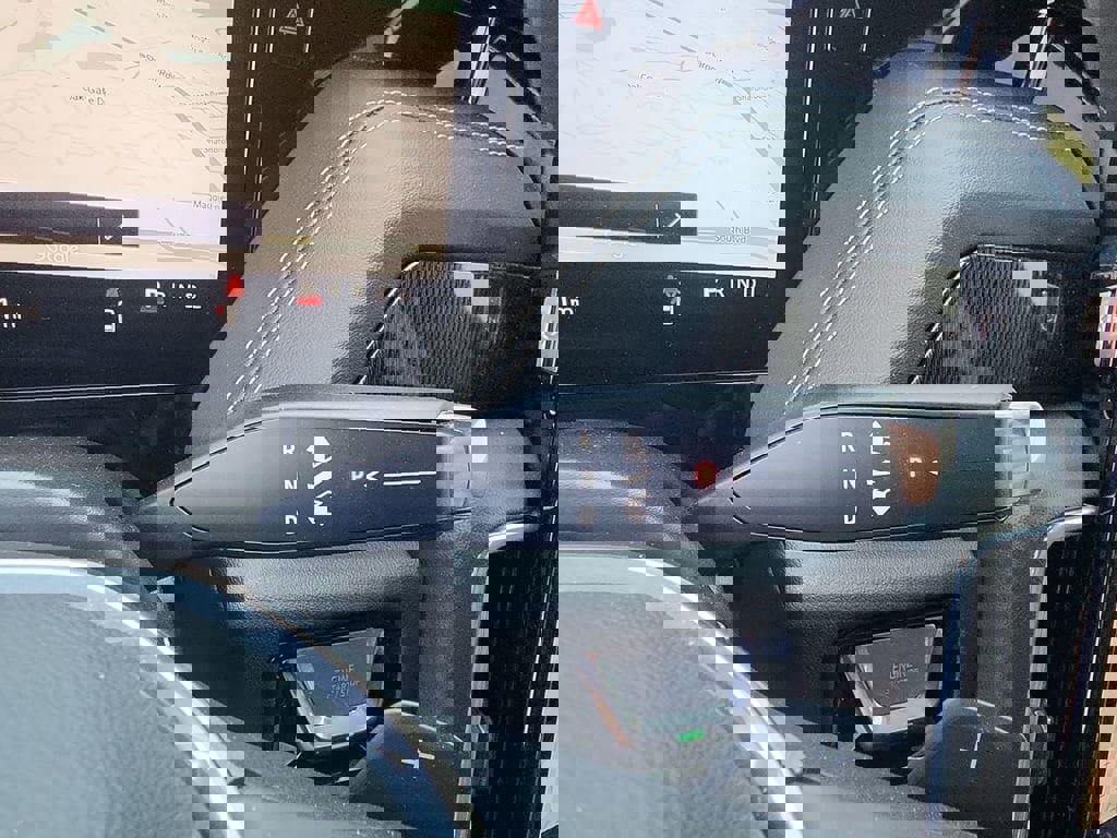 Certified 2025 GMC Yukon Elevation w/ Elevation Premium Package AWD/4WD image 16