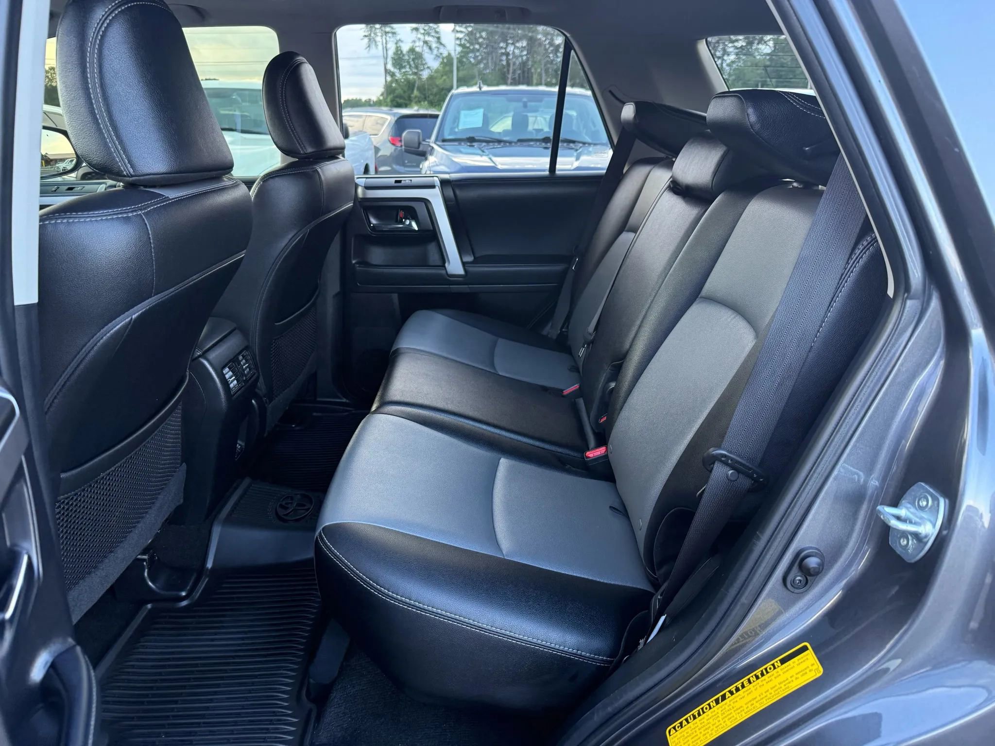 Used 2021 Toyota 4Runner SR5 Premium image 17