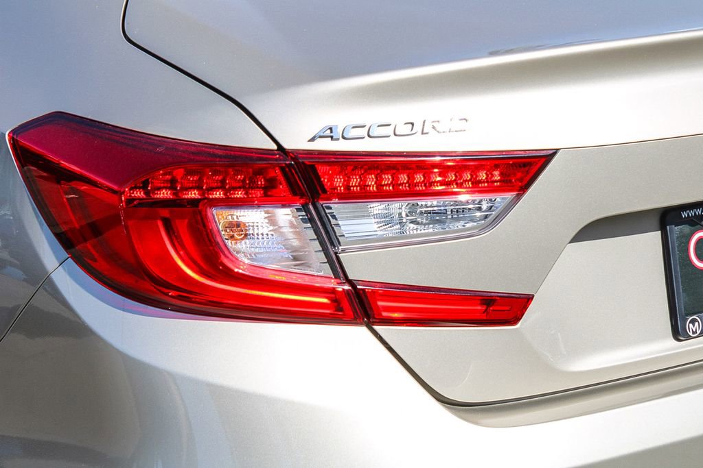 Used 2019 Honda Accord LX image 7
