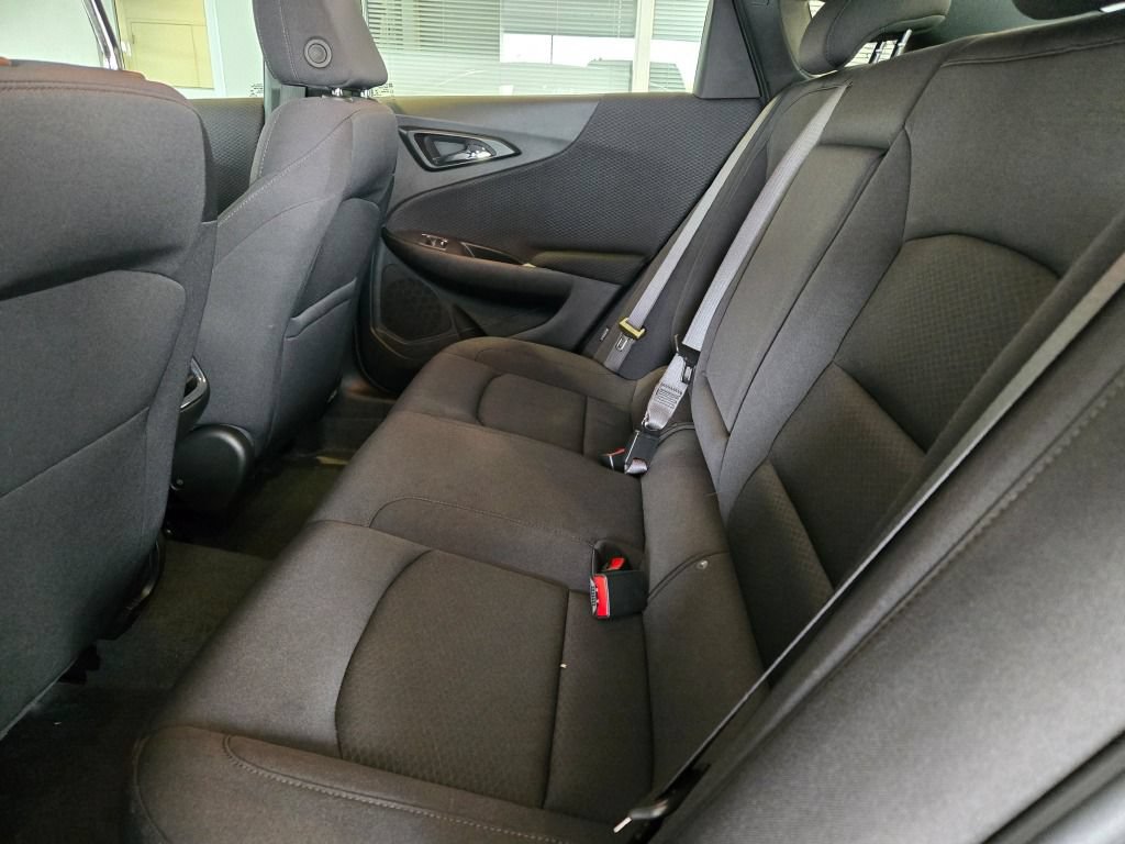 Used 2024 Chevrolet Malibu LT FWD image 15