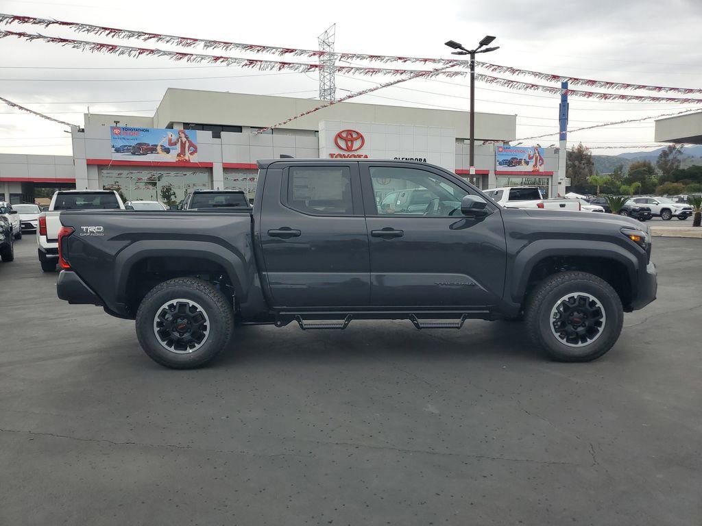 New 2026 Toyota Tacoma TRD Off-Road video 2