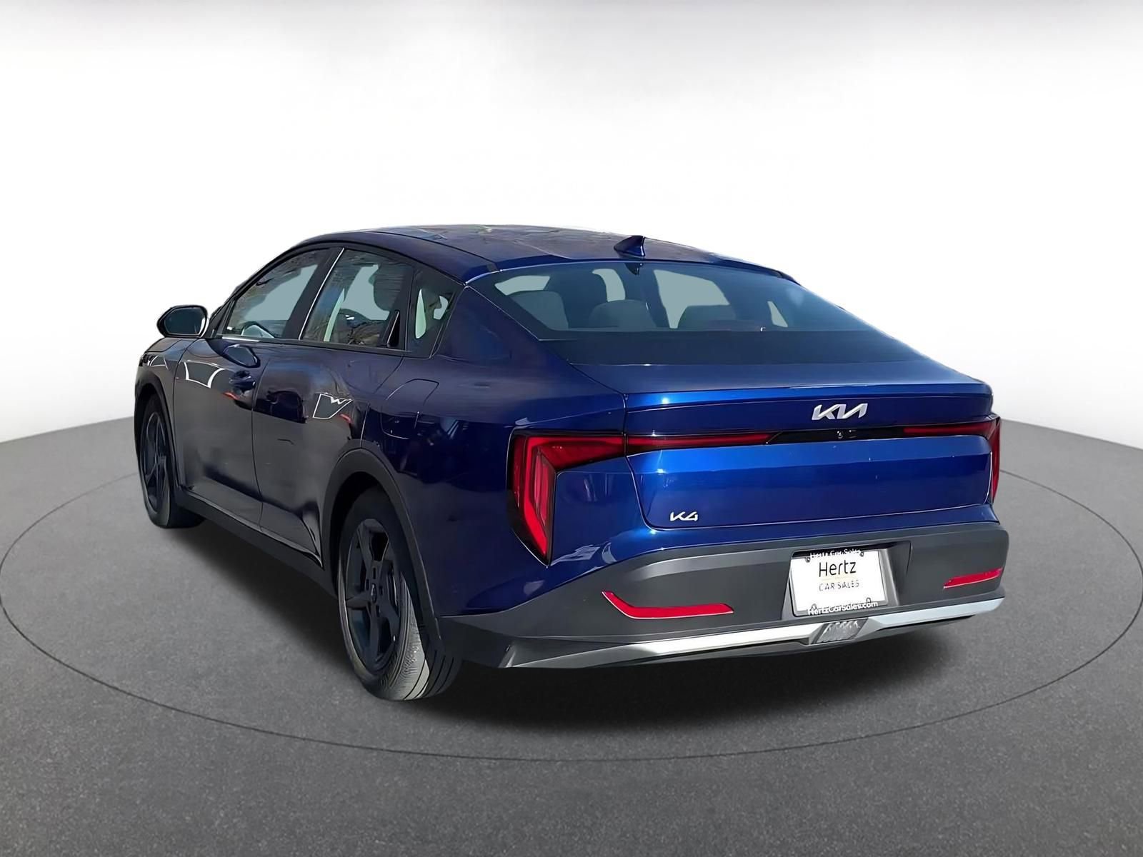 Used 2025 Kia K4 LXS image 12