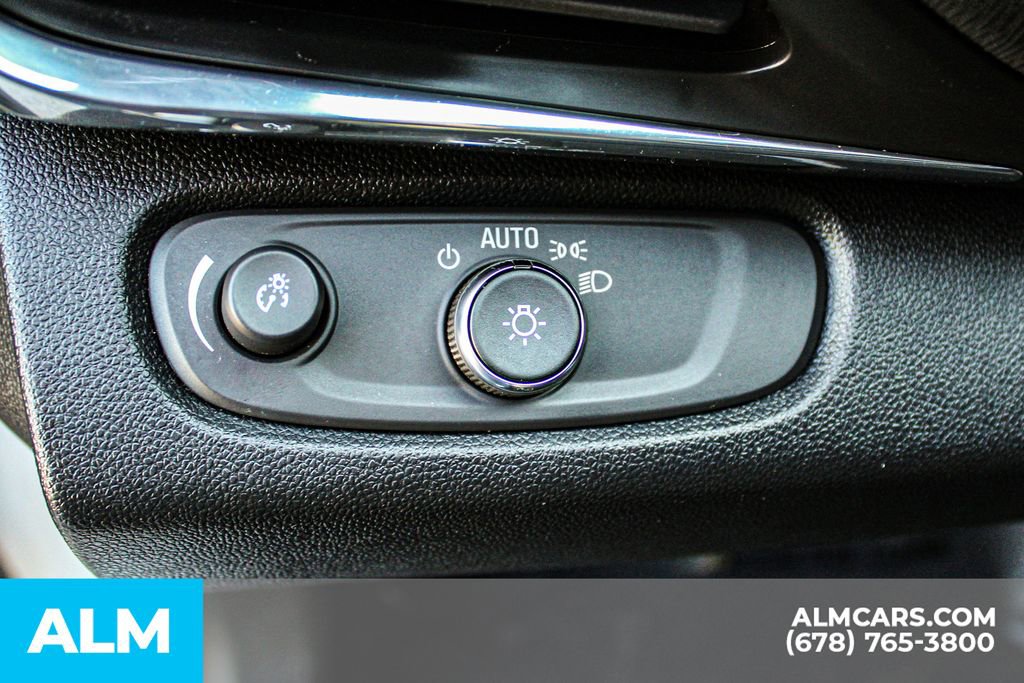 Used 2025 Buick Envista Preferred image 29