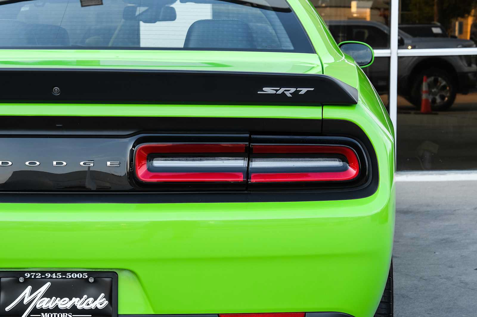 Used 2015 Dodge Challenger SRT Hellcat RWD image 18