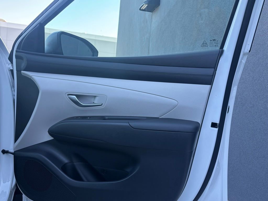 New 2026 Hyundai Tucson SEL image 16