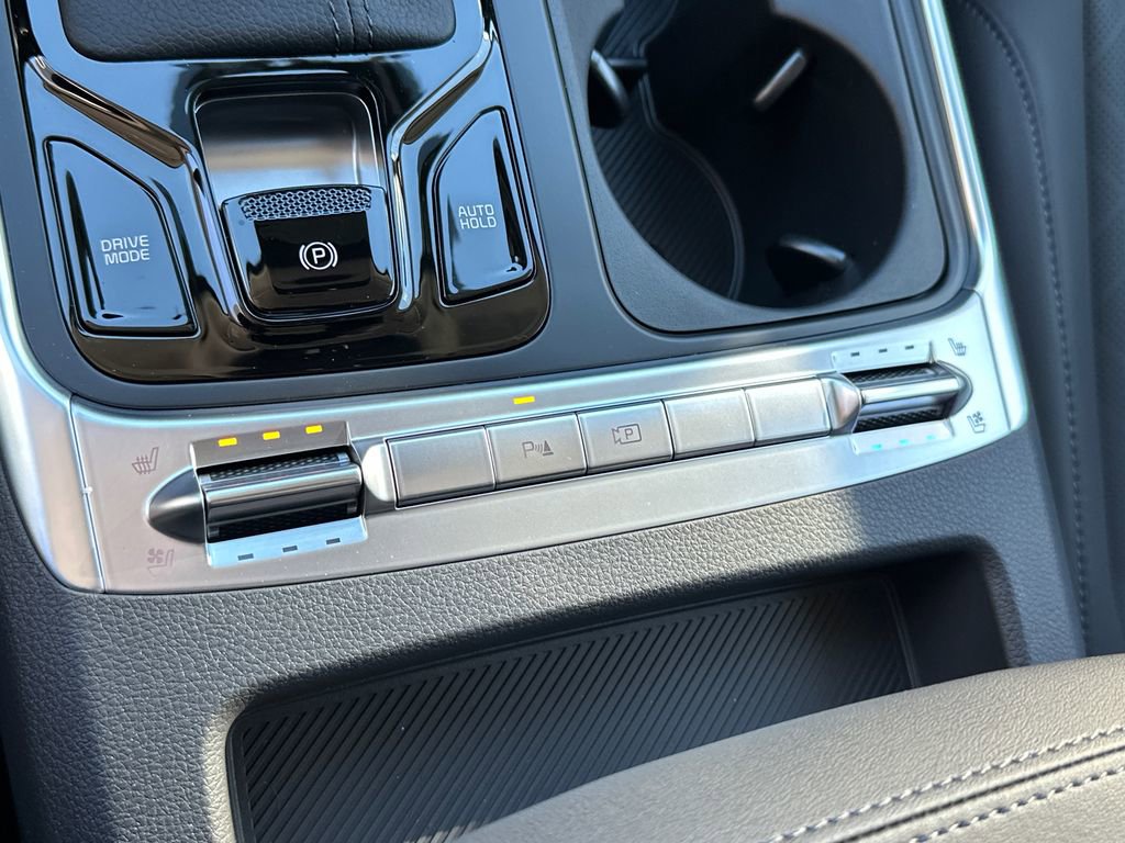 New 2026 Kia Carnival SX w/ SX Dark Edition Package image 31