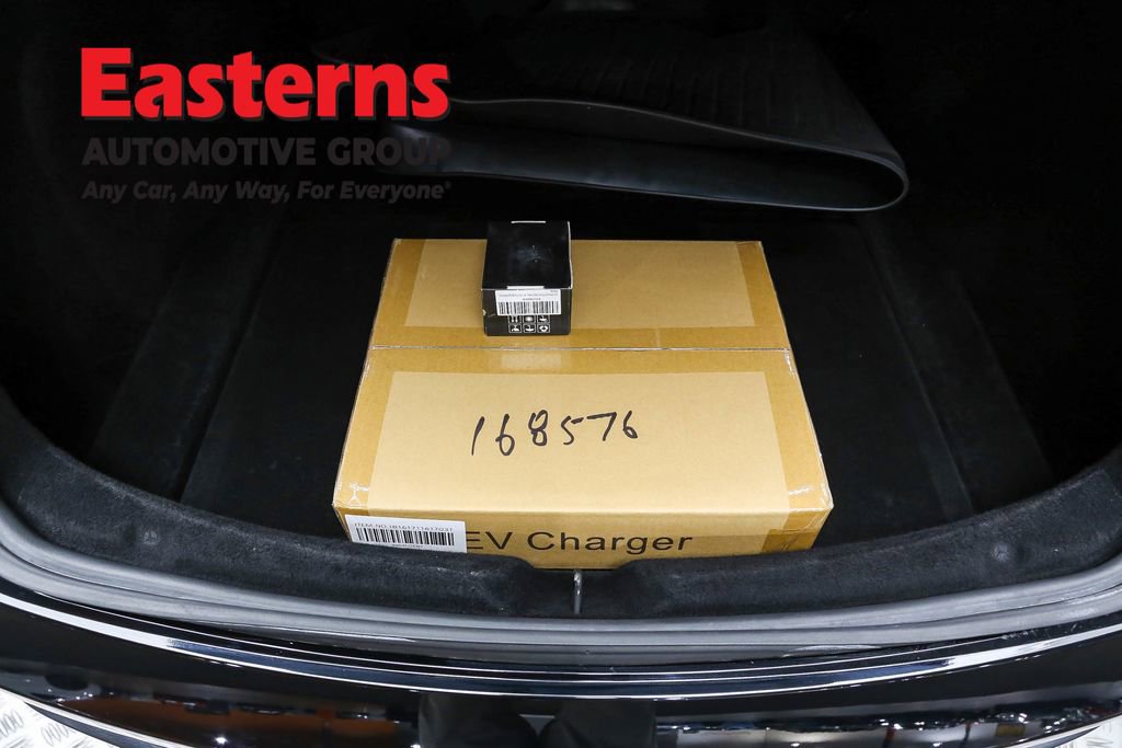 Used 2024 Tesla Model 3 Standard Range RWD image 9