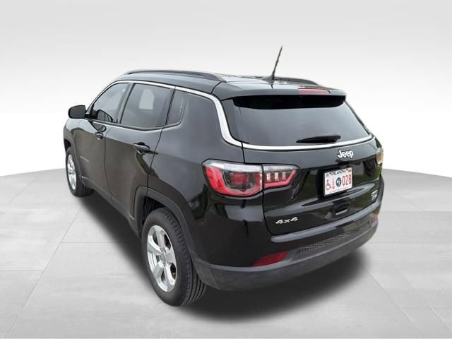 Used 2019 Jeep Compass Latitude w/ Popular Equipment Group AWD/4WD image 5