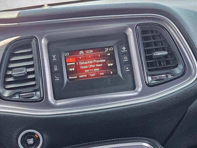 Used 2016 Dodge Challenger SXT RWD image 16