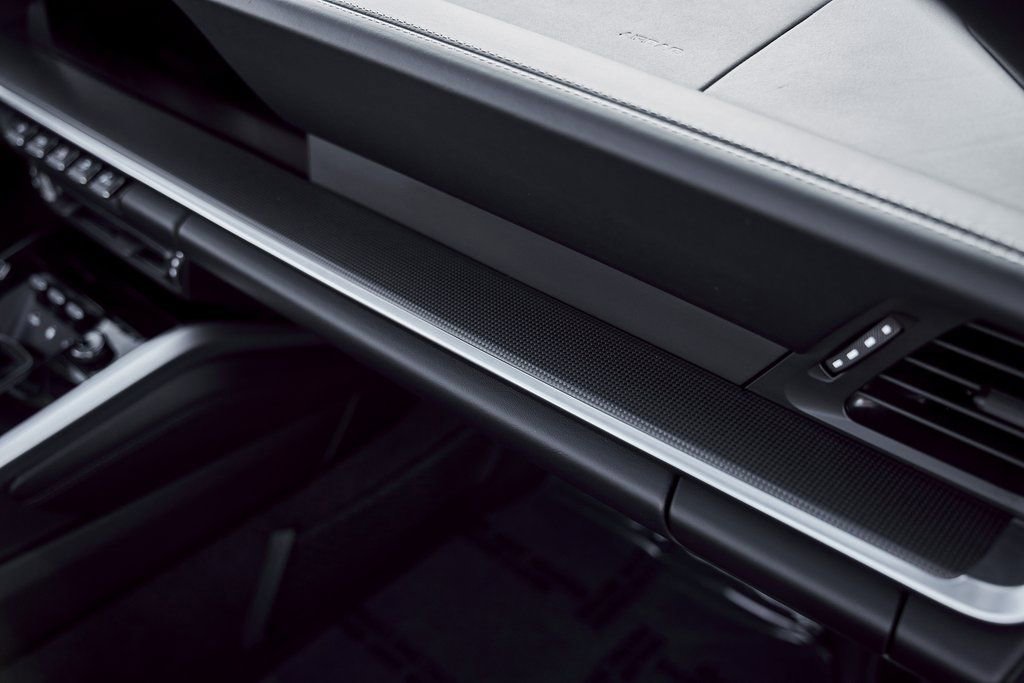 Used 2022 Porsche 911 Turbo S image 38