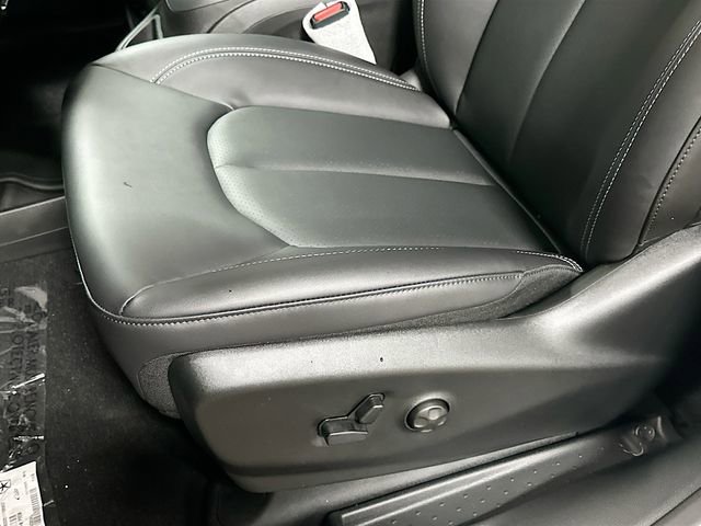 New 2026 Chrysler Pacifica Select image 19