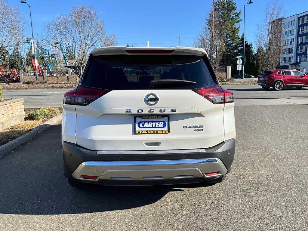 Used 2021 Nissan Rogue Platinum image 7