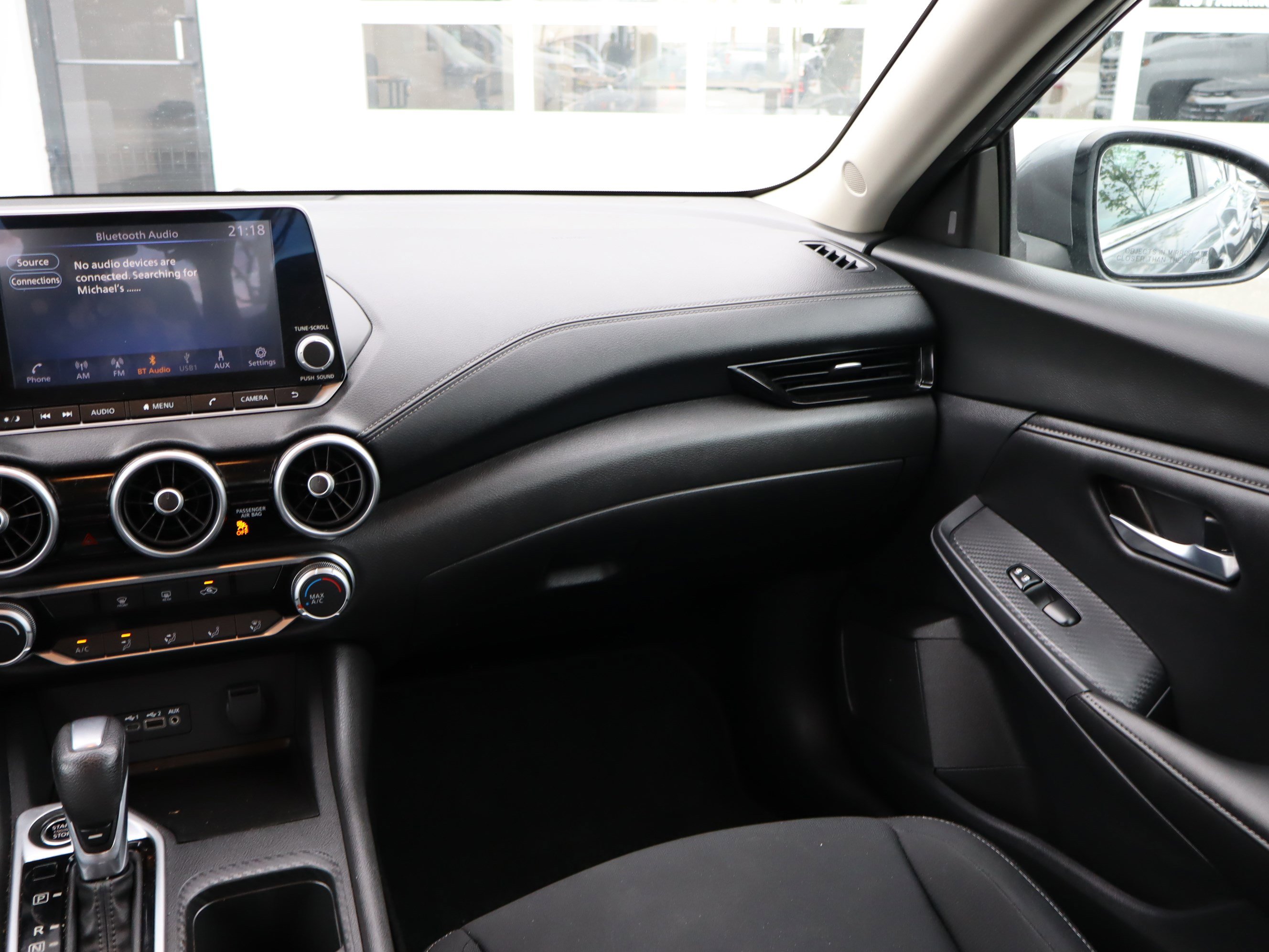 Used 2022 Nissan Sentra SV FWD image 13