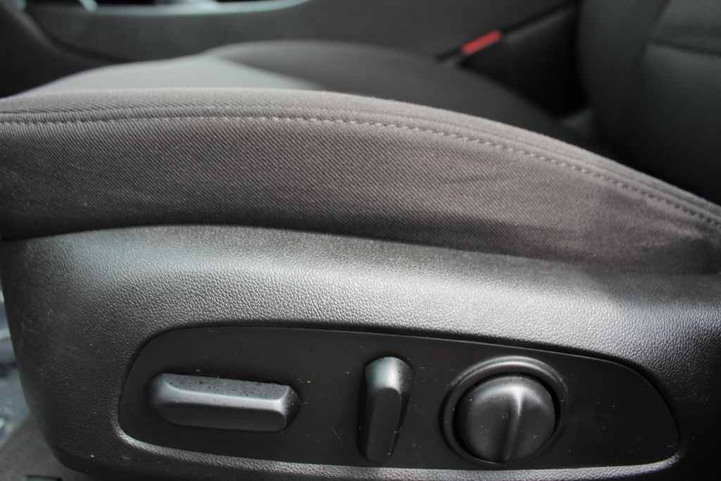Used 2019 Chevrolet Malibu LT FWD image 22
