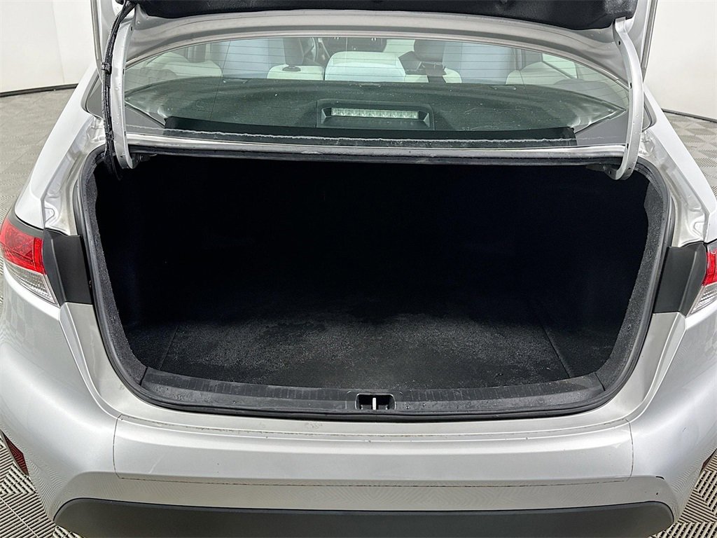 Used 2020 Toyota Corolla L image 16