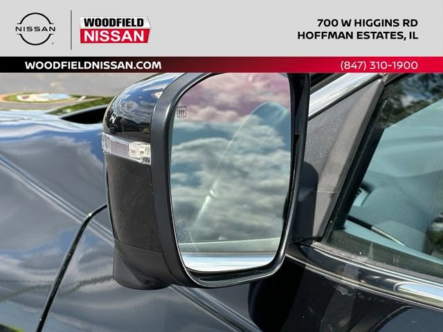 Used 2019 Nissan Rogue SV w/ Sun & Sound Touring Package AWD/4WD image 10