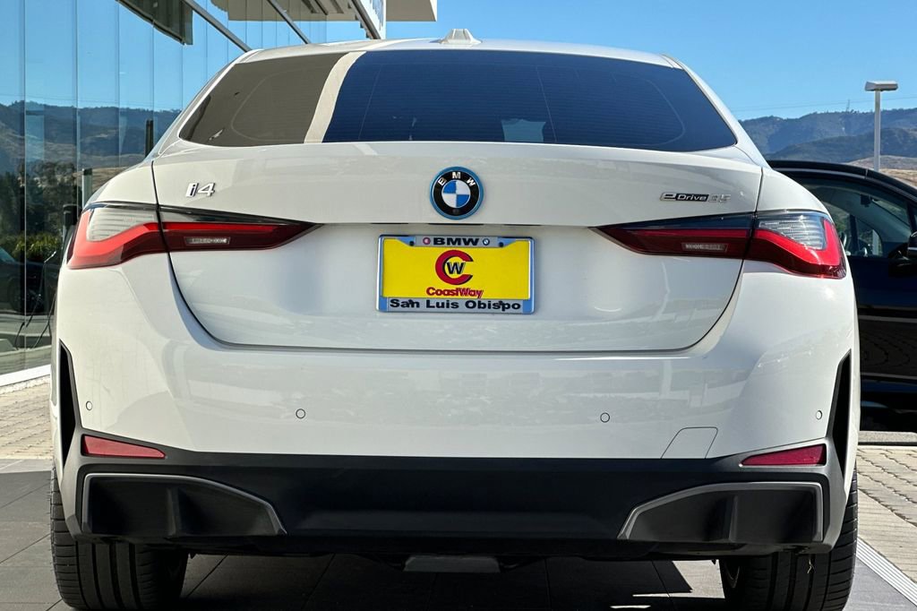 Used 2023 BMW i4 eDrive35 w/ Premium Package RWD image 4