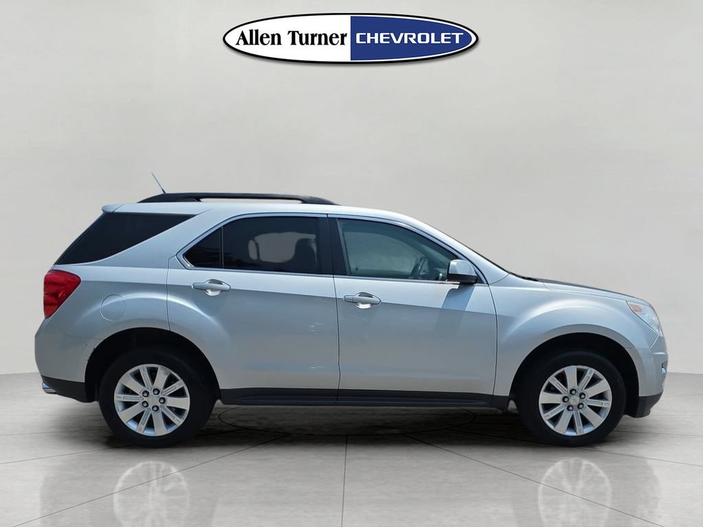 Used 2011 Chevrolet Equinox LT FWD image 3