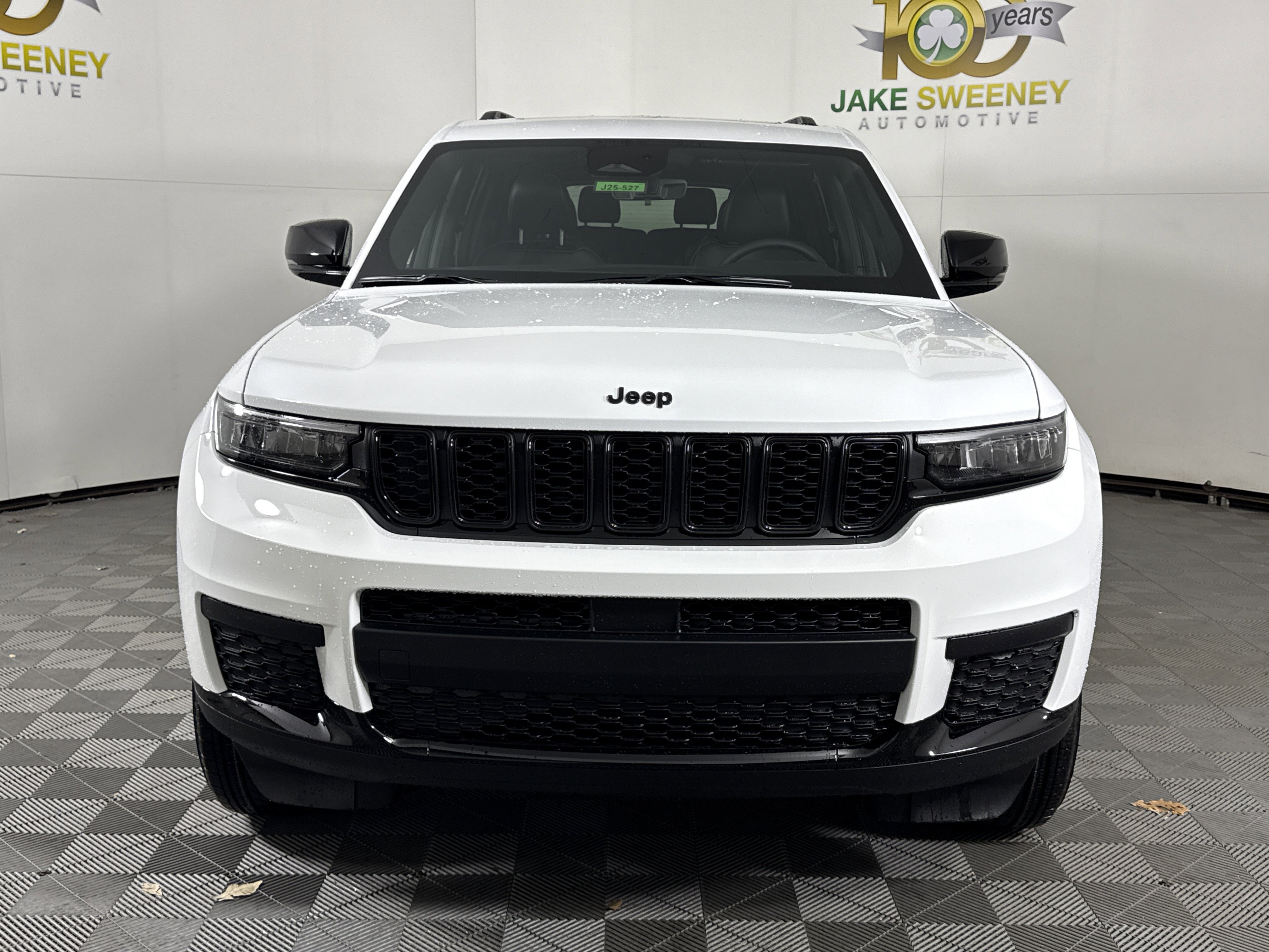 New 2025 Jeep Grand Cherokee L Altitude image 3