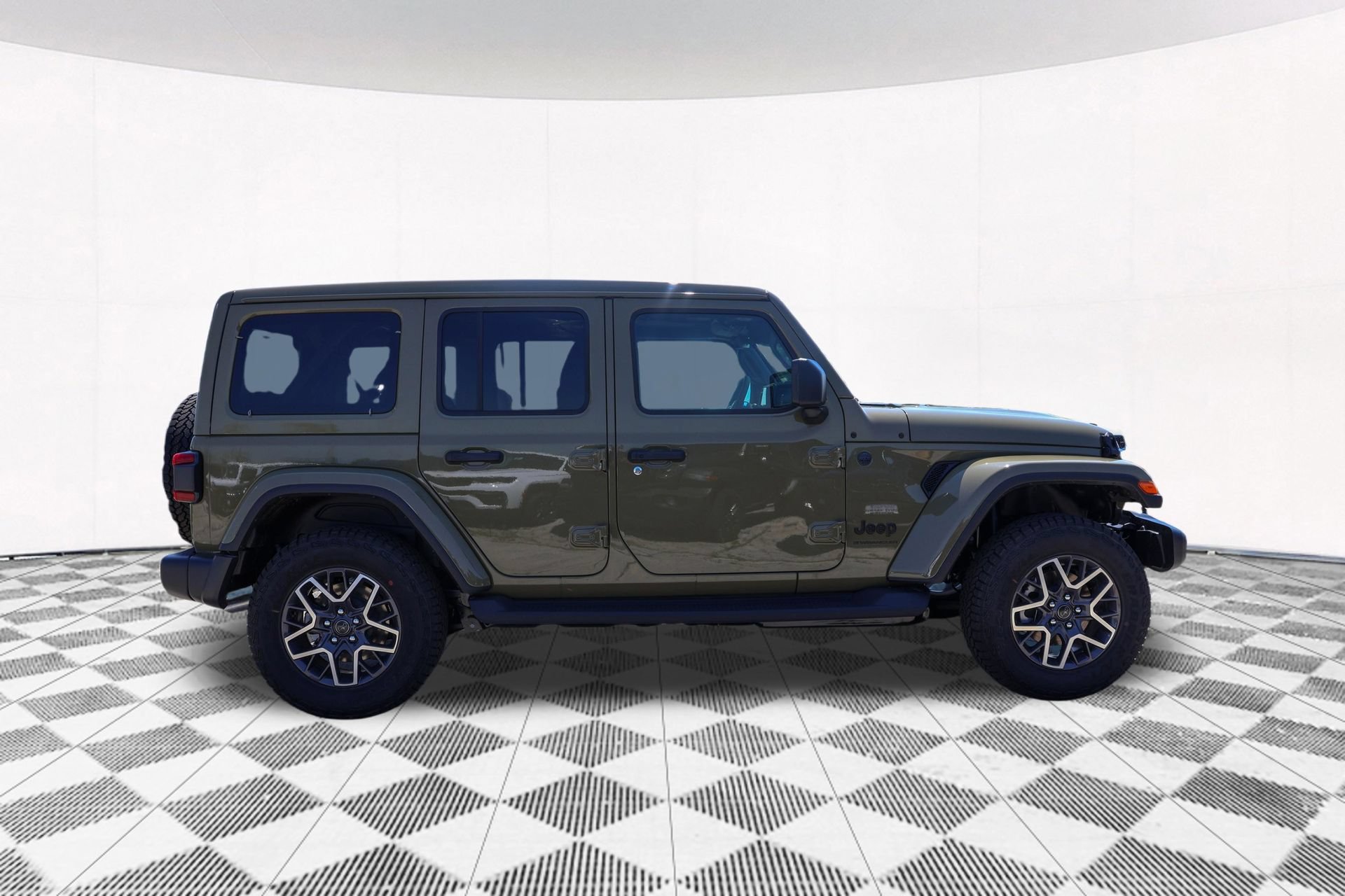 New 2026 Jeep Wrangler Unlimited Sahara AWD/4WD image 11