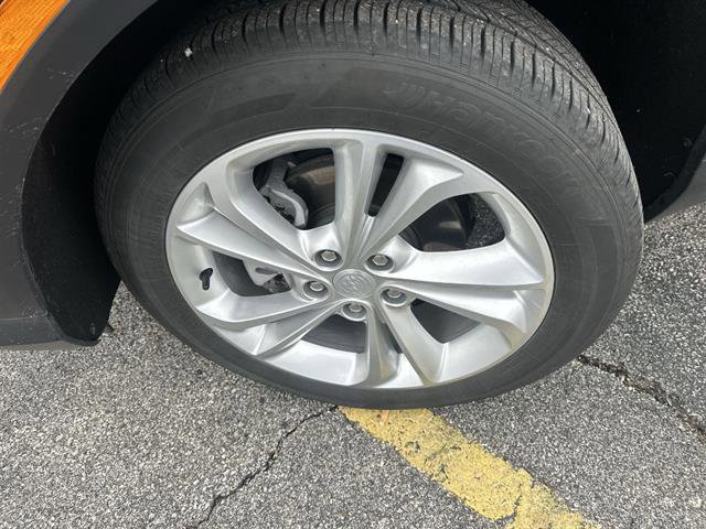 Used 2023 Buick Encore GX Preferred w/ Cold Weather Comfort Package image 39