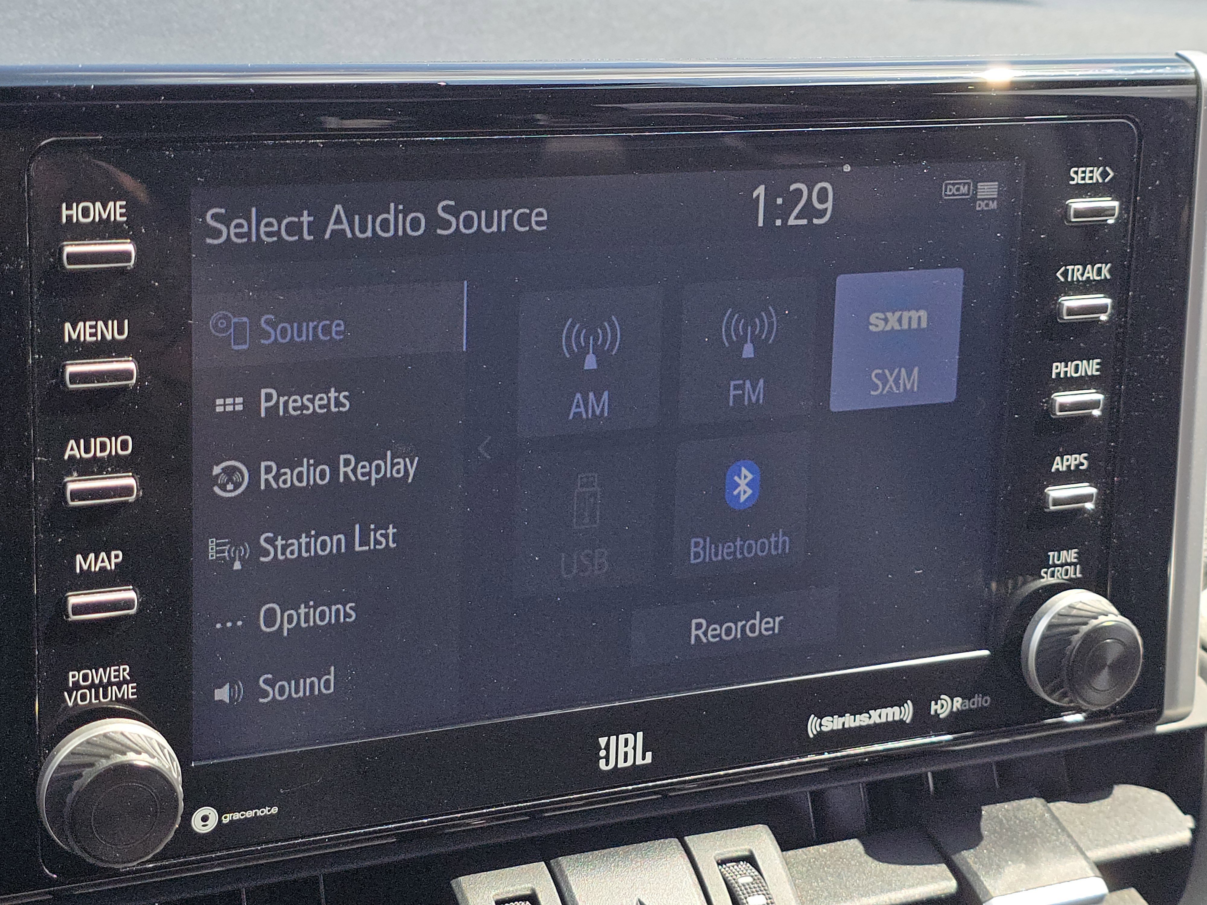 Used 2020 Toyota RAV4 Limited image 11