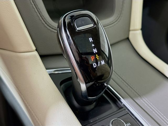 Used 2024 Cadillac XT6 Premium Luxury w/ Technology Package image 19