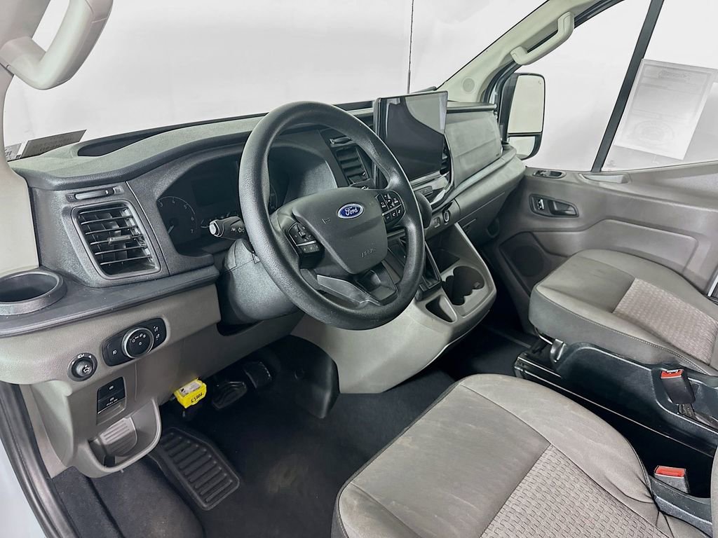 Used 2023 Ford Transit 350 XLT image 29