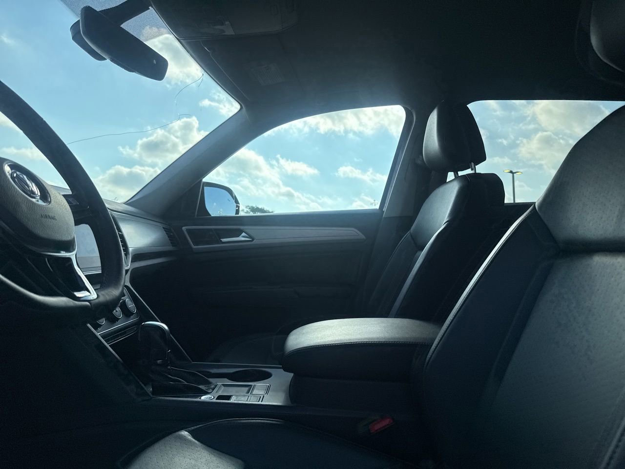 Used 2019 Volkswagen Atlas SE w/ Towing Package FWD image 37