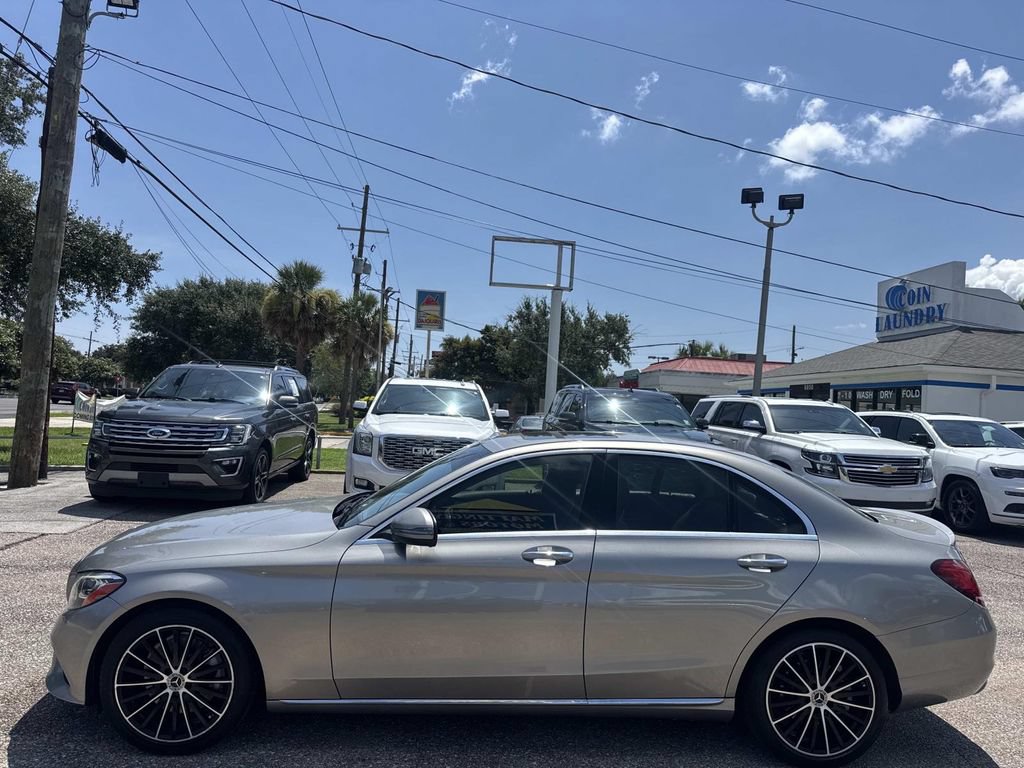 Used 2019 Mercedes-Benz C 300 Sedan image 4
