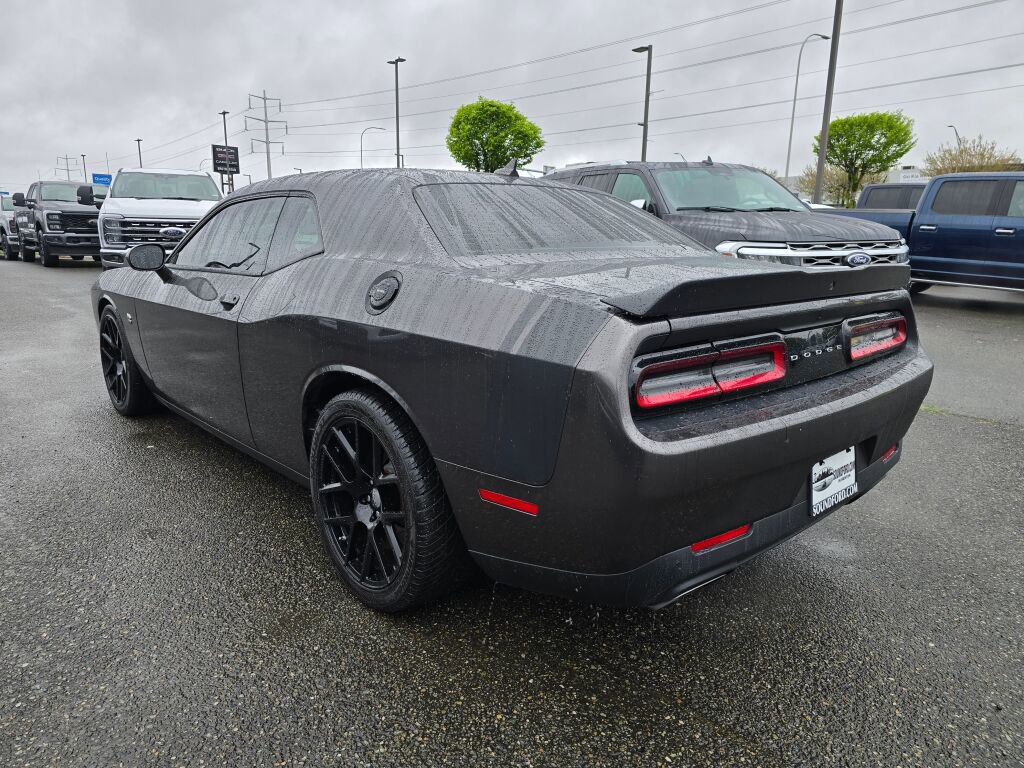 Used 2015 Dodge Challenger R/T Scat Pack RWD image 8