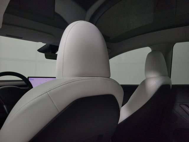 Used 2024 Tesla Model Y Long Range AWD/4WD image 13