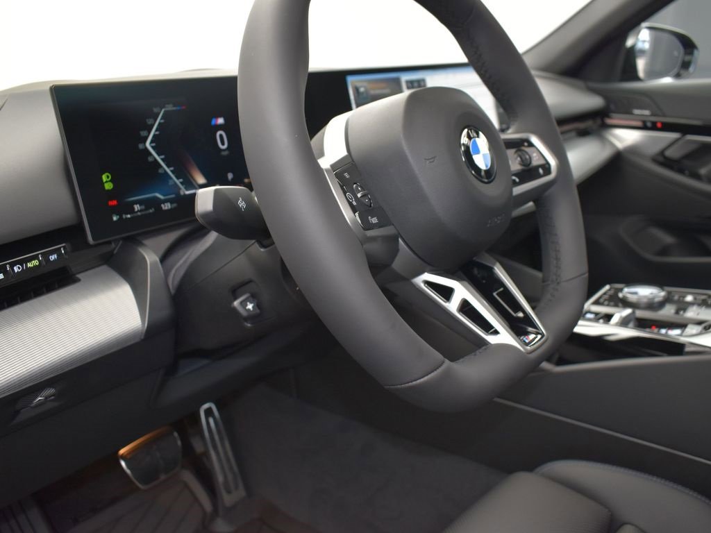 New 2026 BMW 530i w/ M Sport Package image 12