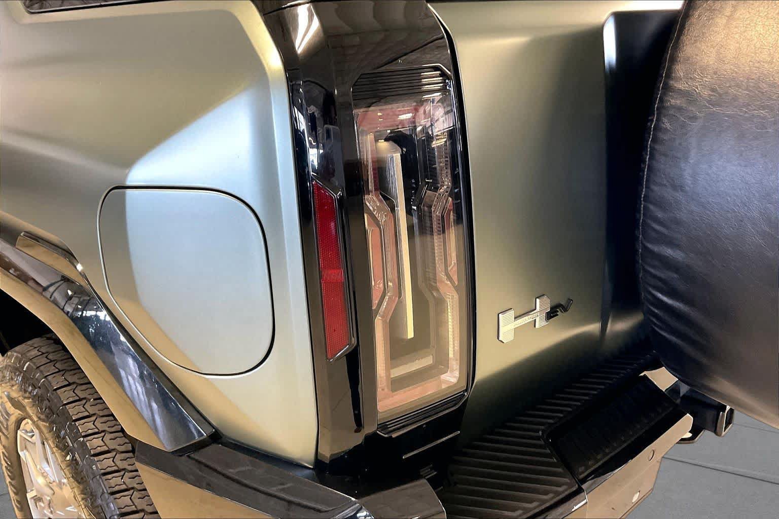 Used 2024 GMC Hummer EV 3X AWD/4WD image 26