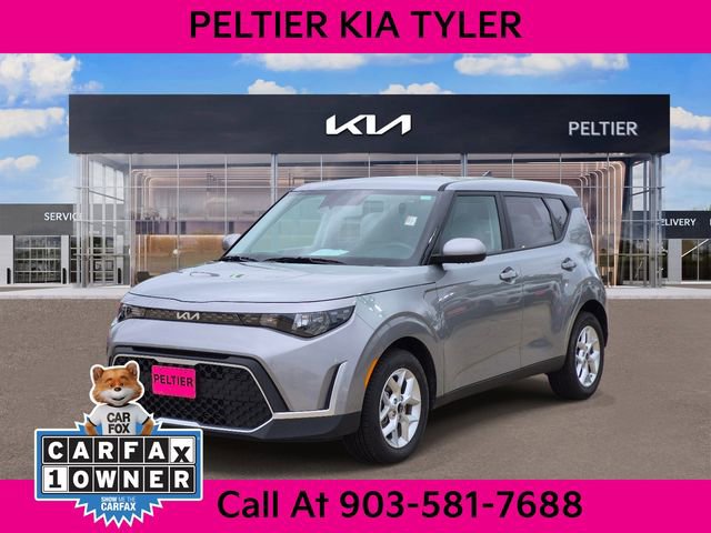 Certified 2025 Kia Soul LX w/ LX Technology Package FWD image 3