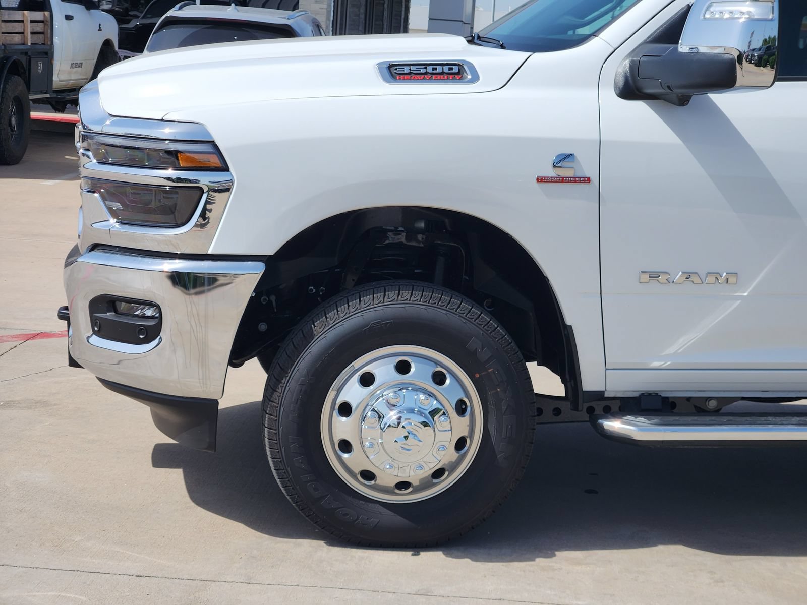 New 2026 RAM 3500 Laramie w/ Towing Technology Group AWD/4WD image 10