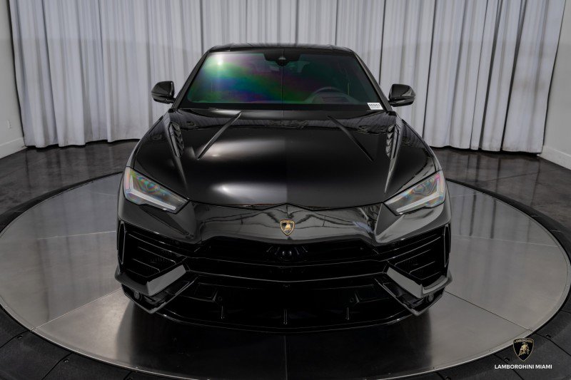 Used 2024 Lamborghini Urus S image 4