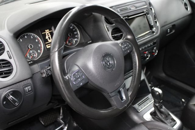Used 2013 Volkswagen Tiguan S AWD/4WD image 13