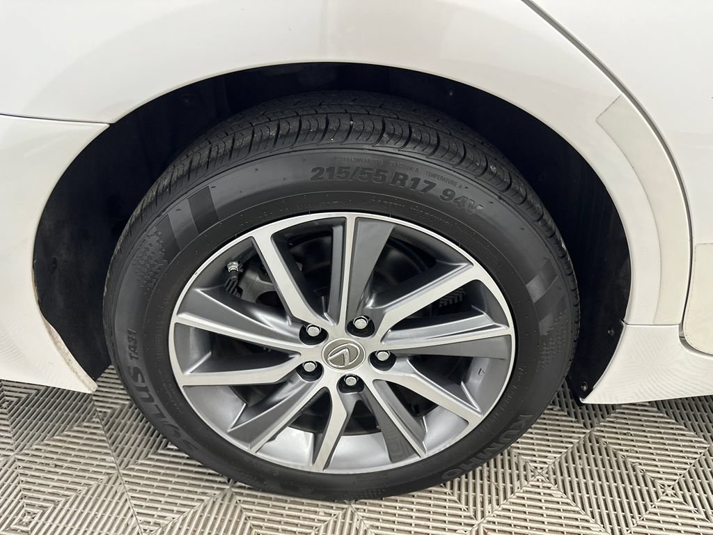 Used 2018 Lexus ES 300h w/ Luxury Package FWD image 19