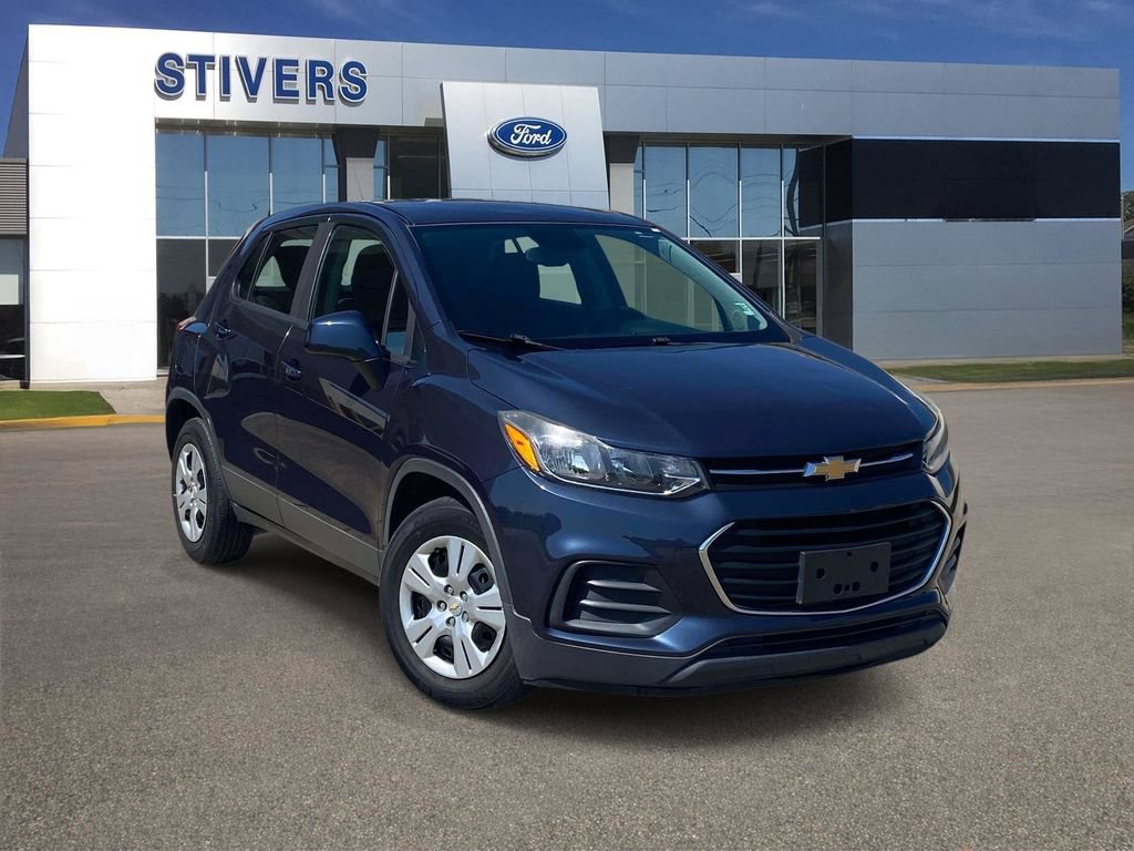 Used 2018 Chevrolet Trax LS FWD image 1