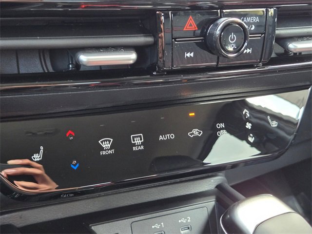 New 2026 Nissan Kicks SR w/ Cold Weather Package image 19