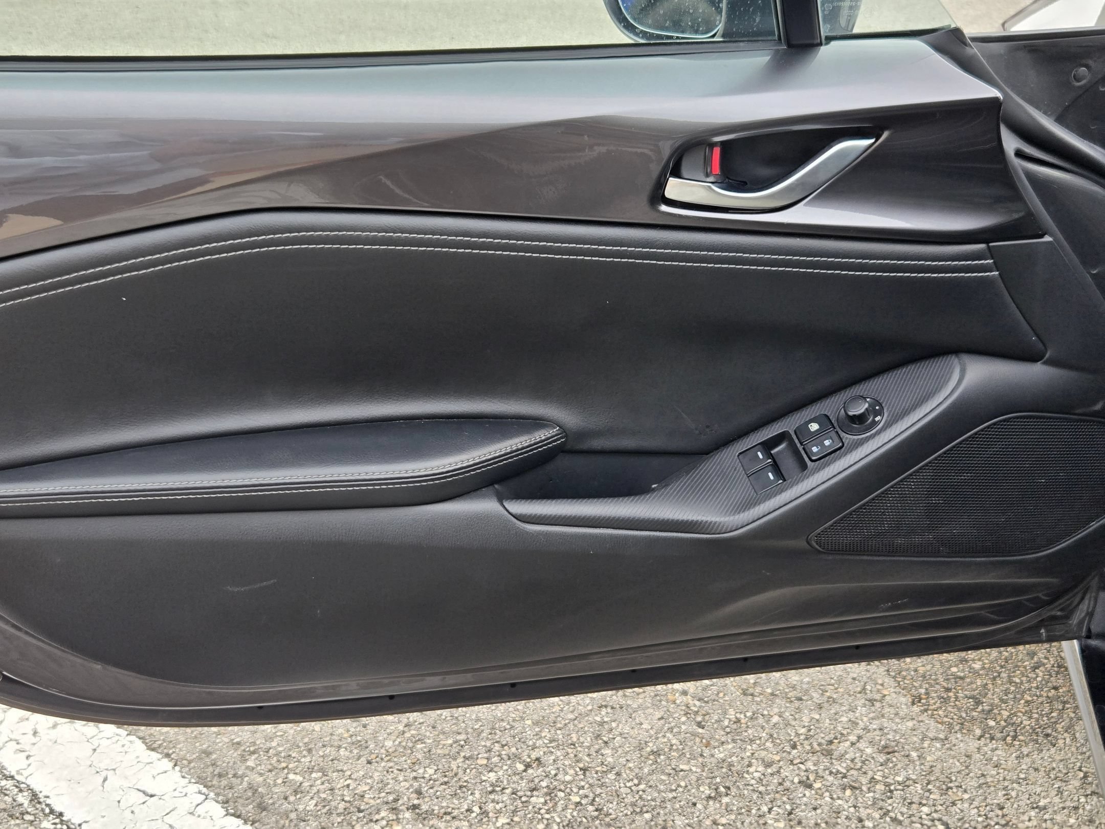 Used 2025 MAZDA MX-5 Miata RF Grand Touring RWD image 10
