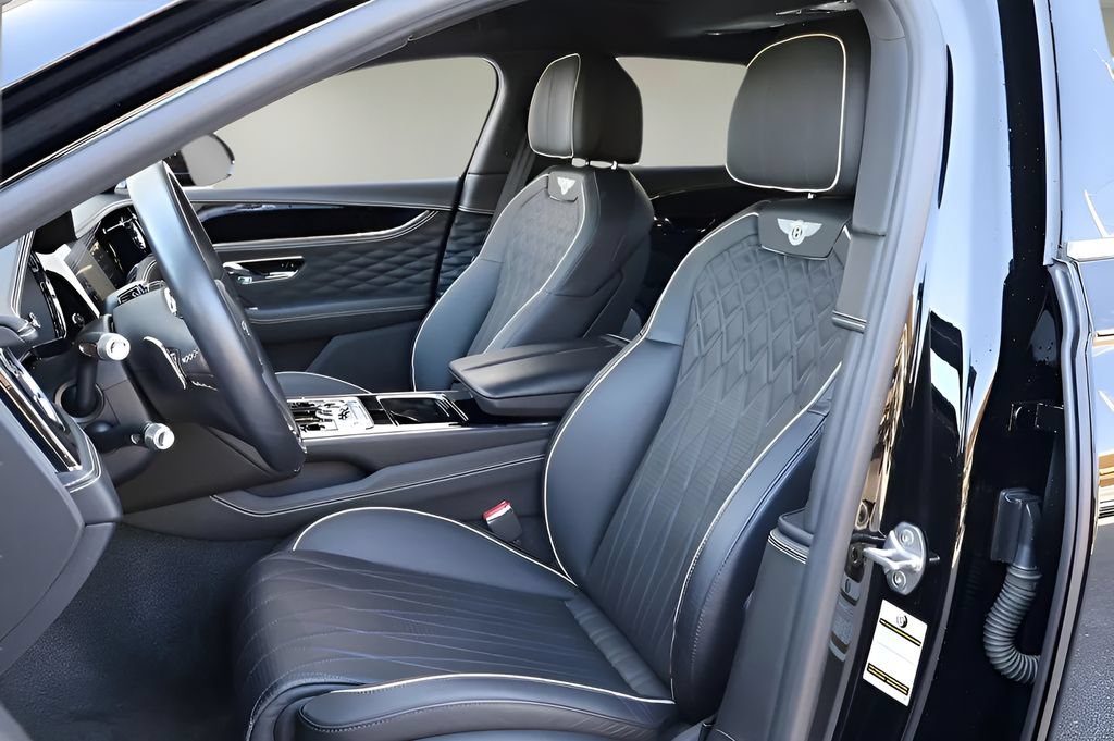 Used 2020 Bentley Flying Spur W12 AWD/4WD image 14
