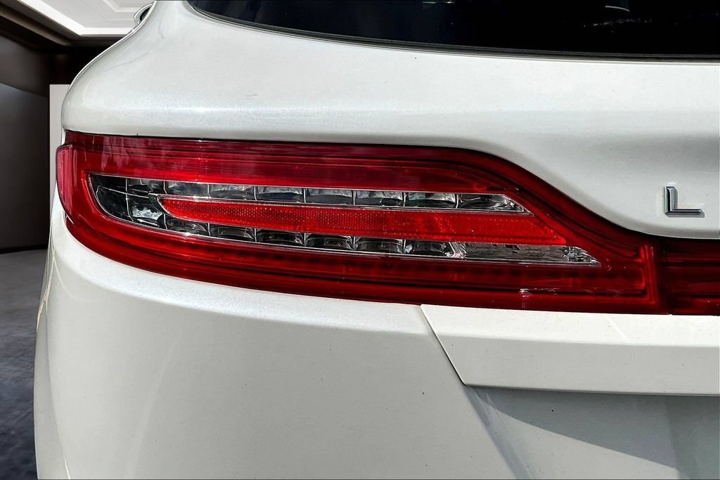 Used 2018 Lincoln MKC Reserve w/ Lincoln MKC Climate Package AWD/4WD image 22